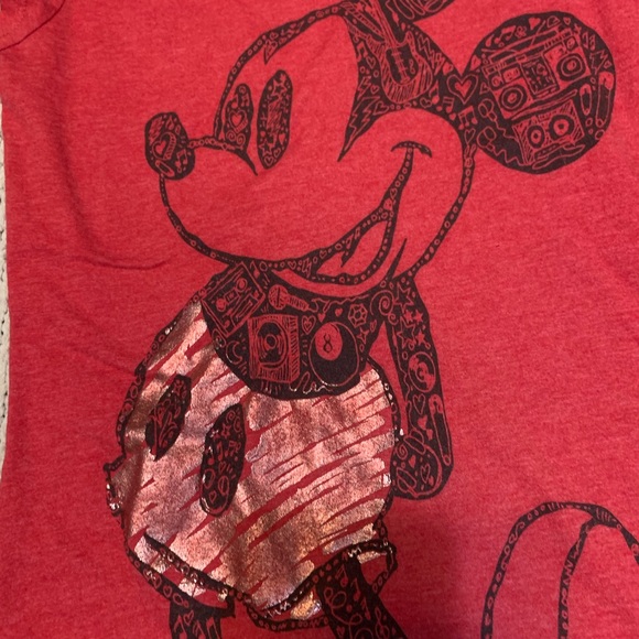 Mickey Mouse red top size small - Picture 2 of 4